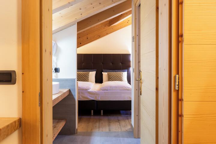 Room 40 of 110