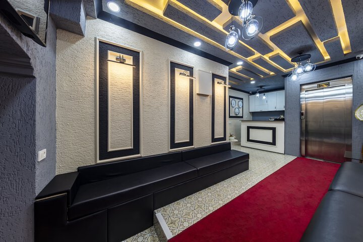 Hotel 83 of 83