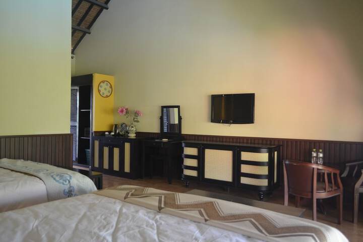 Room 48 of 146