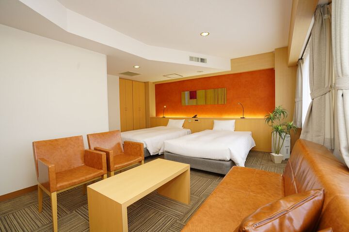 Room 25 of 109