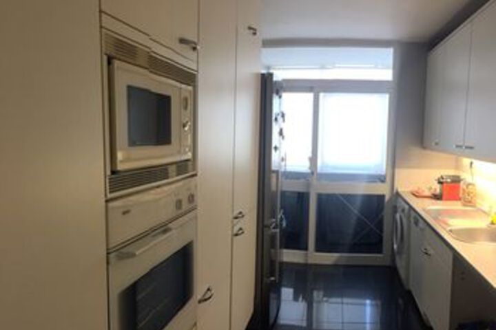 Room 14 of 19