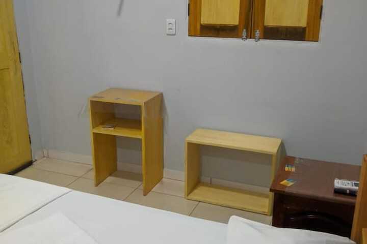 Room 8 of 60