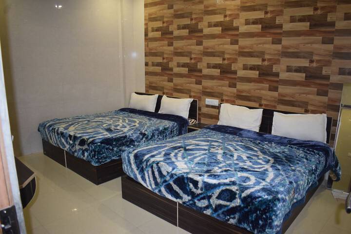Room 14 of 49