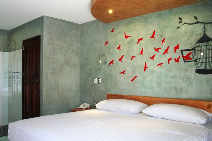Room 8 of 51