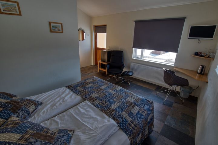 Room 13 of 43