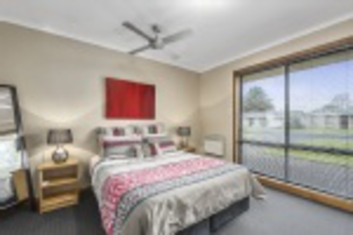 Room 17 of 120