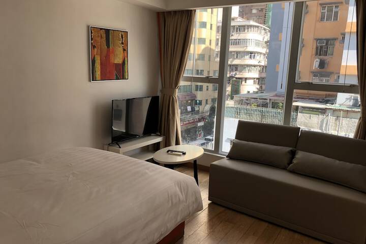 Room 7 of 34