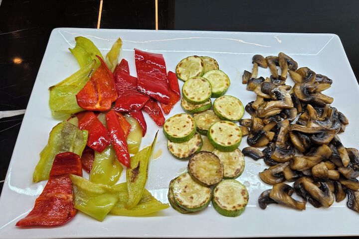 Dining 45 of 59