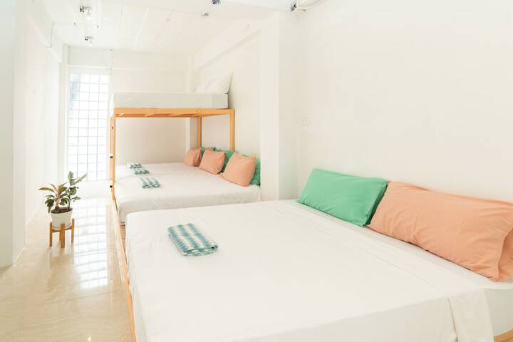Room 19 of 31