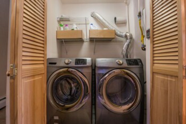 Laundry 38 of 105