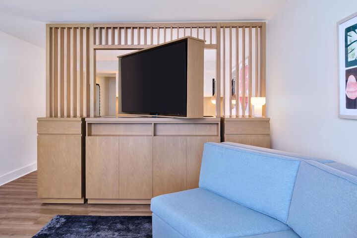 Room 61 of 192