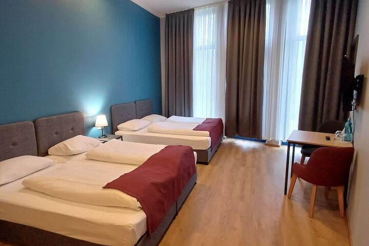 Room 40 of 87