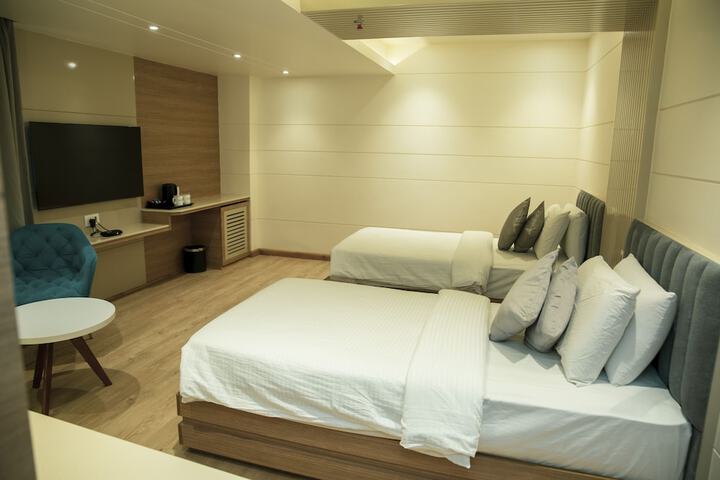 Room 14 of 44