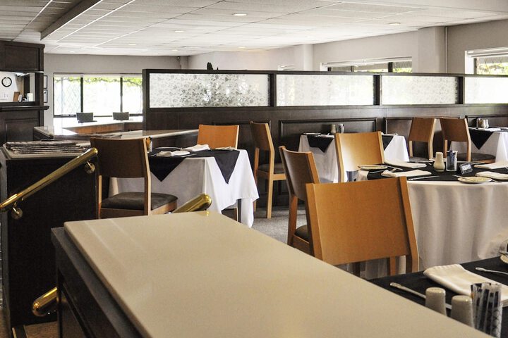 Dining Photos