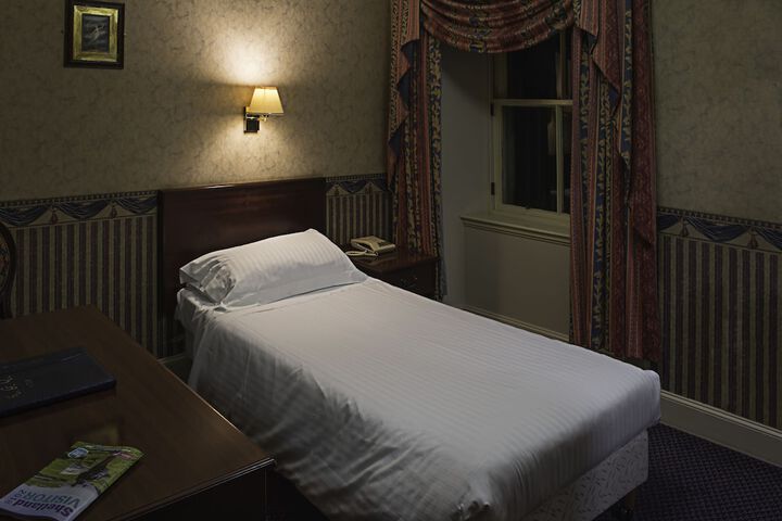 Room 4 of 15