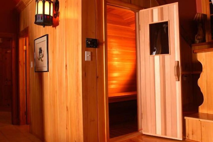 Suite Queen Size Bed (16 of 19)