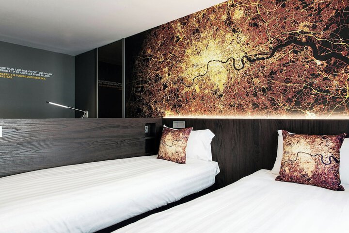 Room 40 of 89