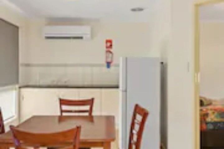 Room 16 of 52