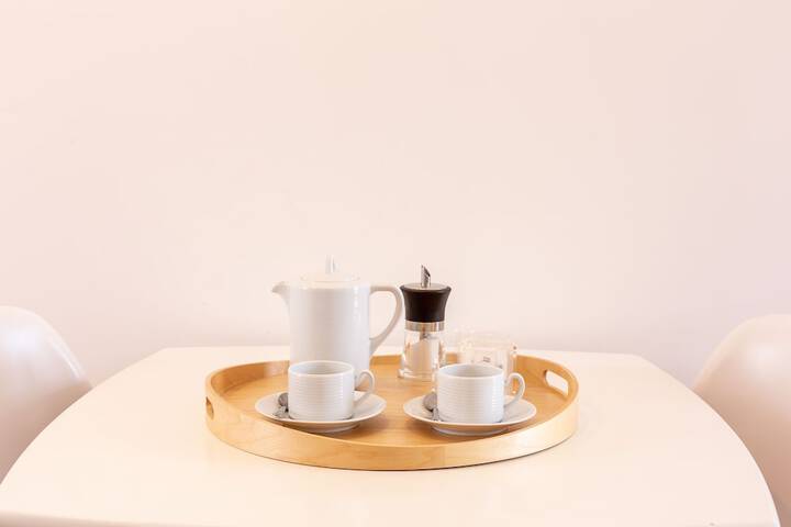 Breakfast/Coffee Service 66 of 104