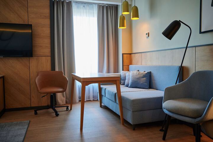 Room 45 of 158