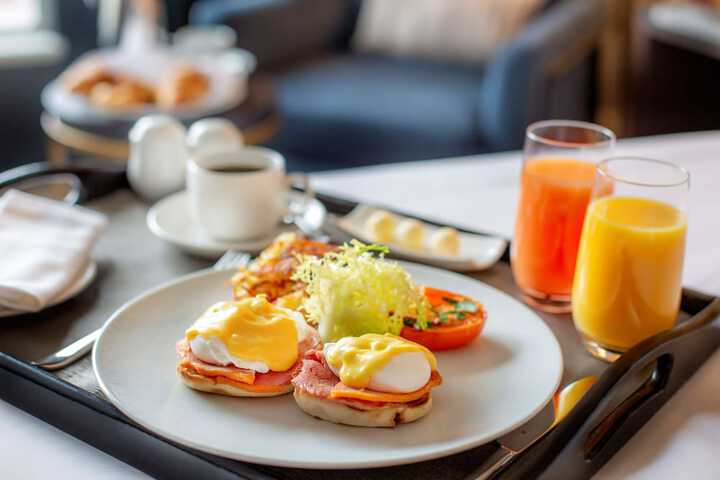 Breakfast/Coffee Service 37 of 57