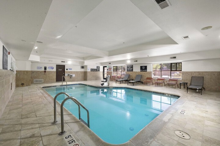Pool 54 of 73