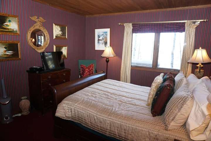 Room 3 of 24