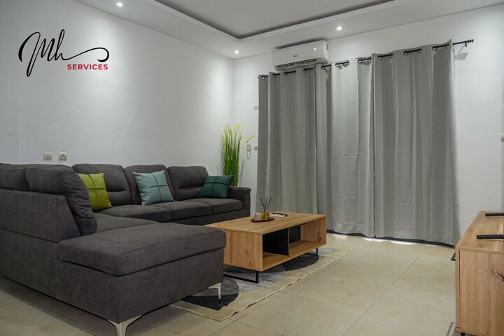 Room 3 of 10