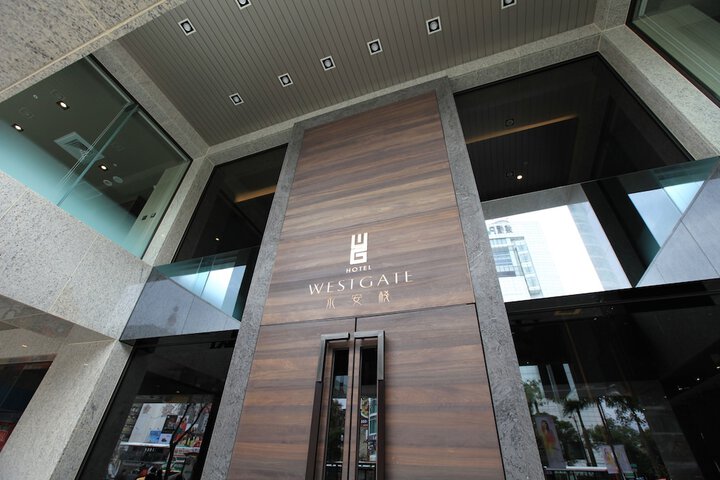 Hotel 106 of 108