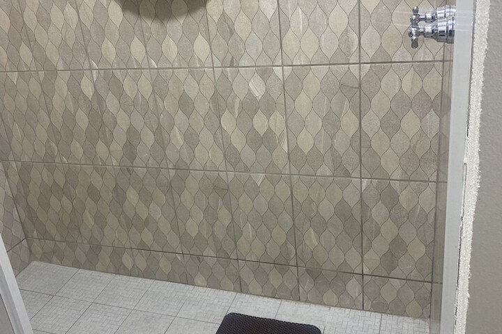Room 106 of 211