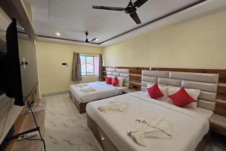 Room 5 of 80