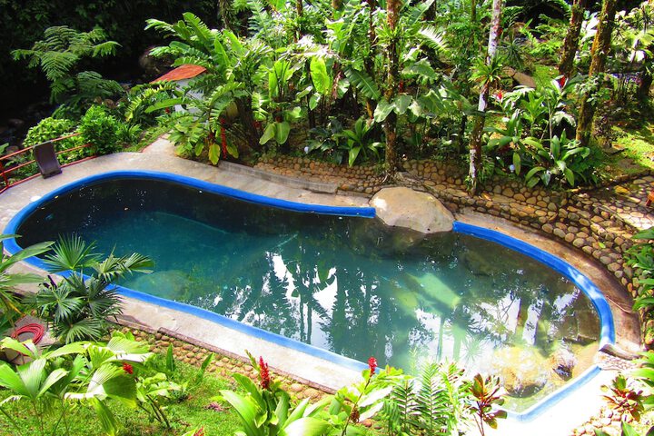 Hotel Pool
