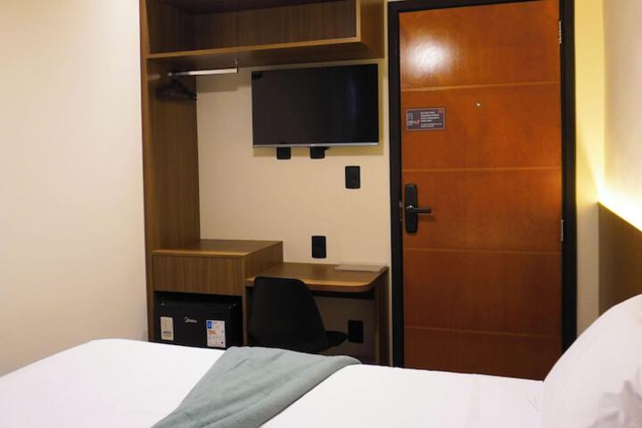 Room 16 of 57
