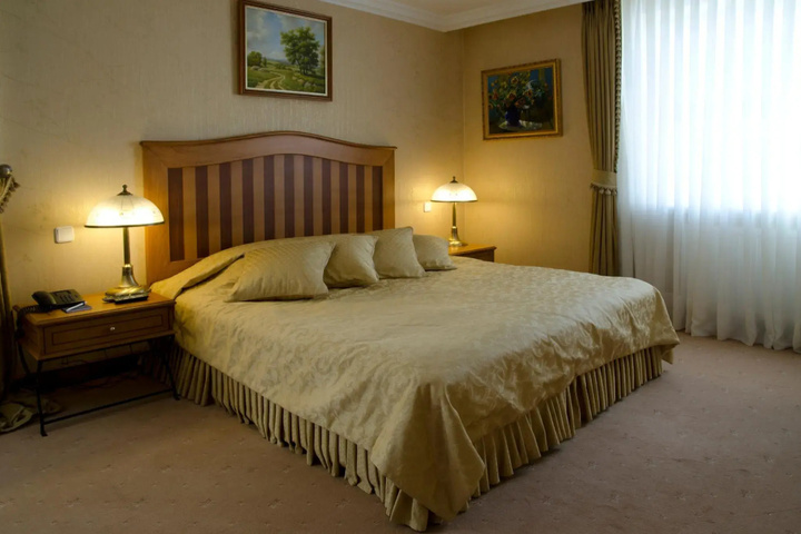 Room 7 of 21