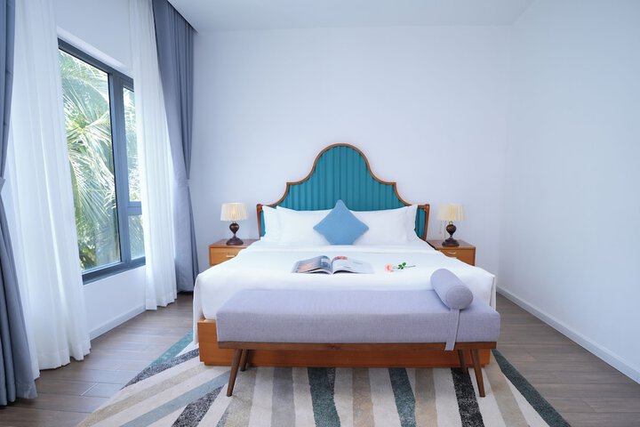 Room 26 of 165