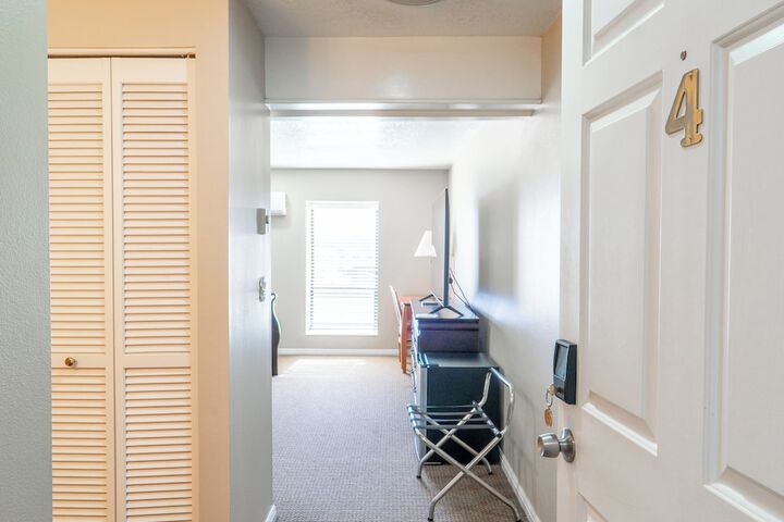 Room 17 of 113