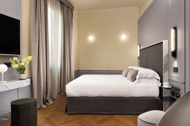 Room 30 of 68