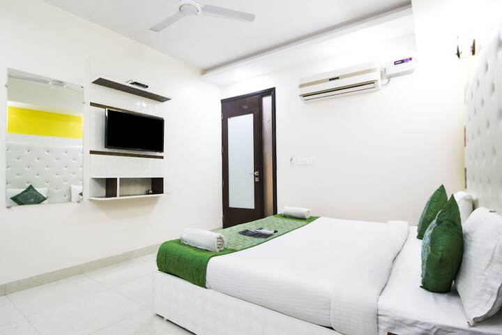 Room 20 of 76
