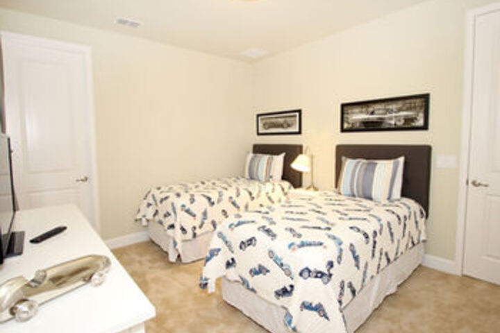 Room 45 of 112