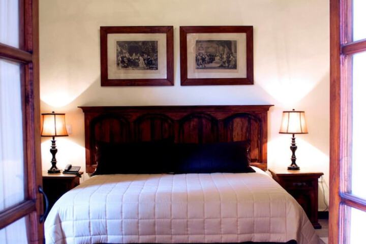 Room 12 of 34