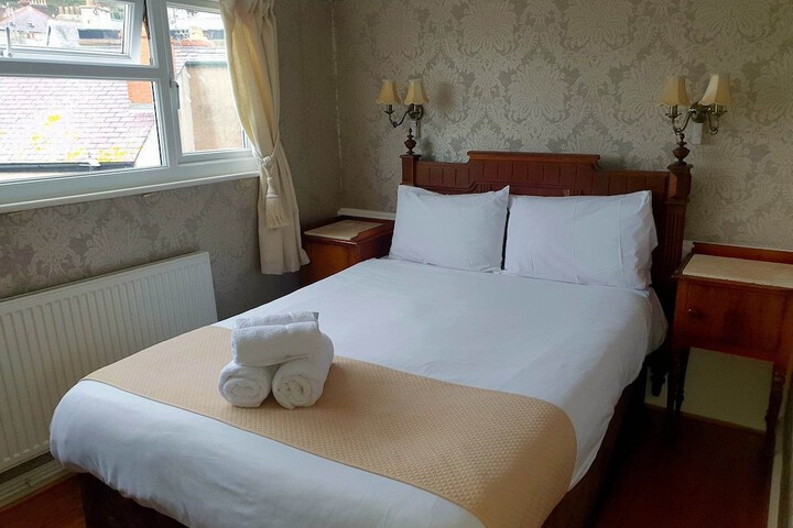 Room 18 of 59