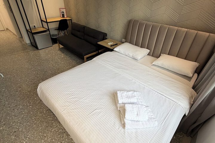 Room 40 of 86