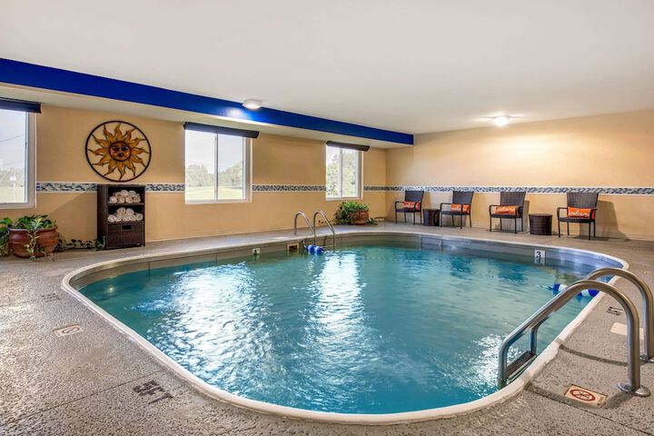 Pool 34 of 43