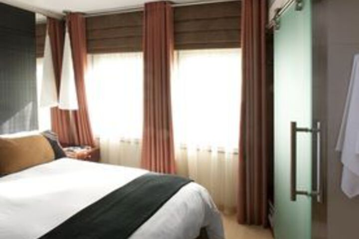 Room 39 of 69
