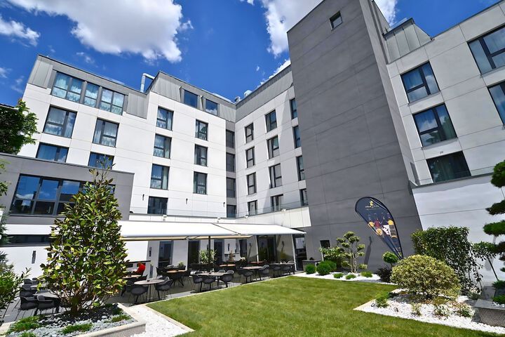 Hotel 50 of 52