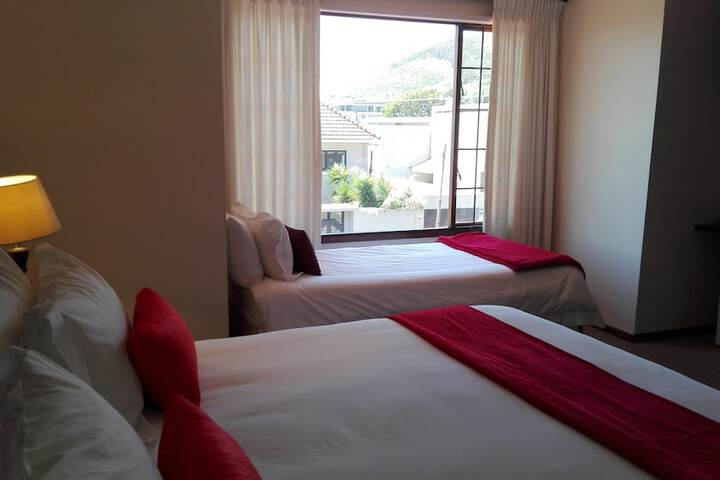 Room 14 of 110