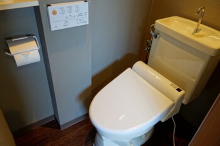 Room 2 of 13