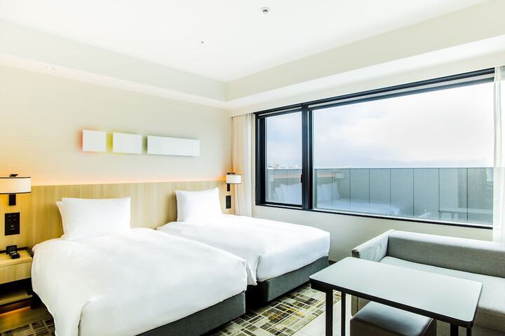 Room 51 of 160