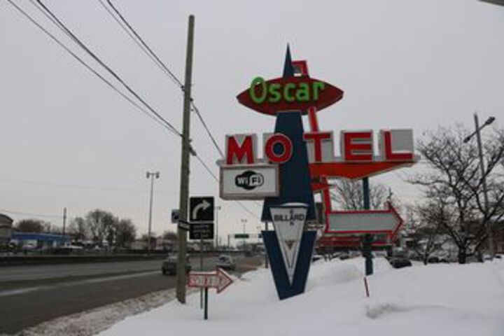 Hotel 10 of 54