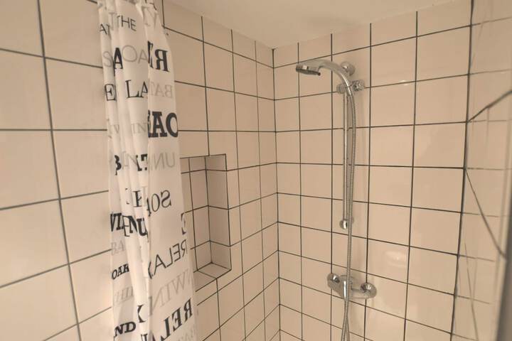 Room 20 of 44